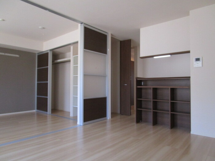 居室・リビング　会話や食事を楽しむリビングです