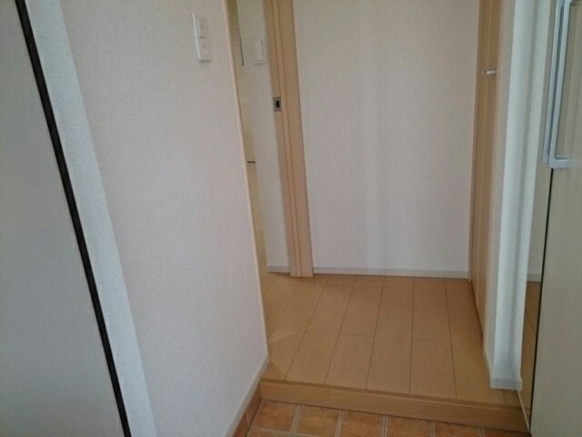 玄関　ゆったりとした玄関です