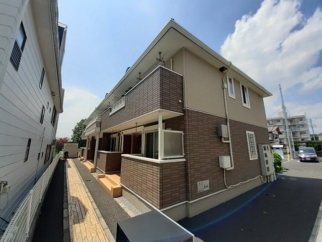 建物外観　外観は落ち着いています