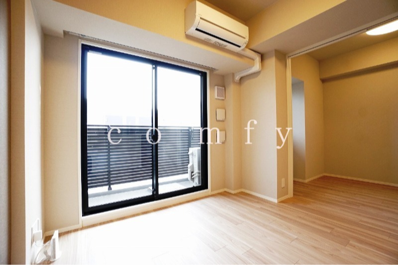 居室・リビング　リビングは床暖房入り