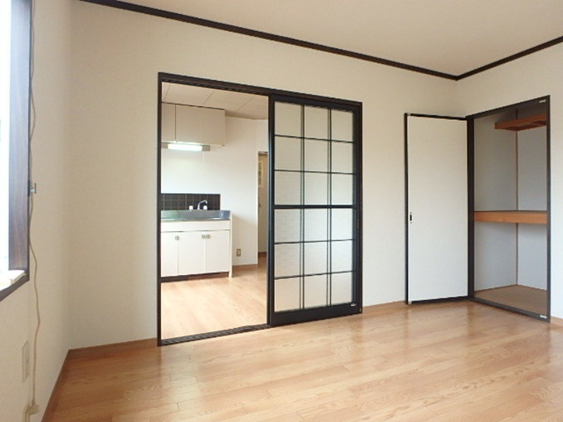 居室・リビング　図面と現状に相違がある場合には現状を優先