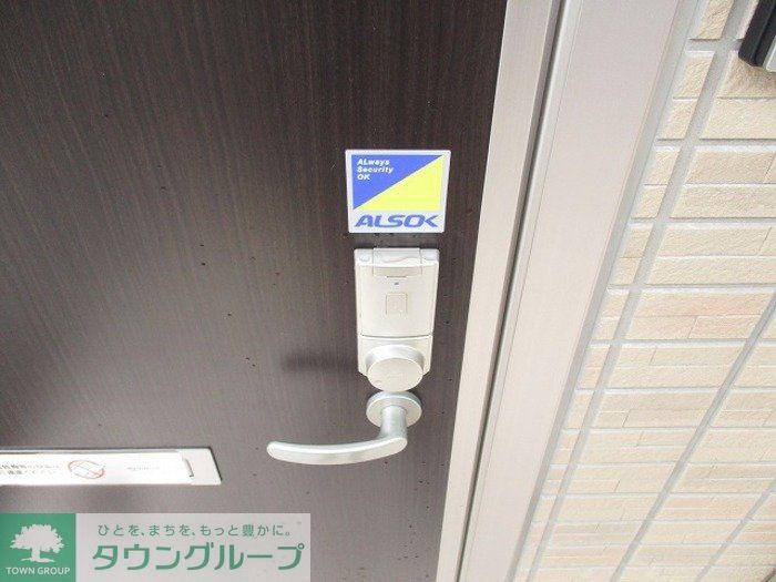 玄関　お問合せはタウンハウジングまで！※現地待合わせ相談可能