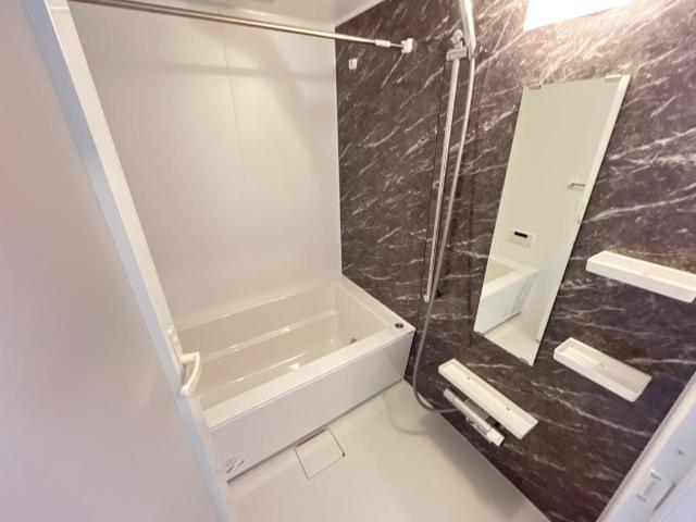 バス・シャワールーム　バス（イメージ）