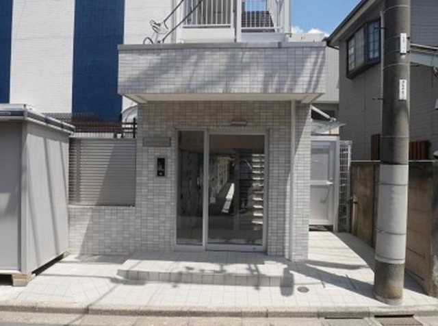 エントランス　エントランス部分