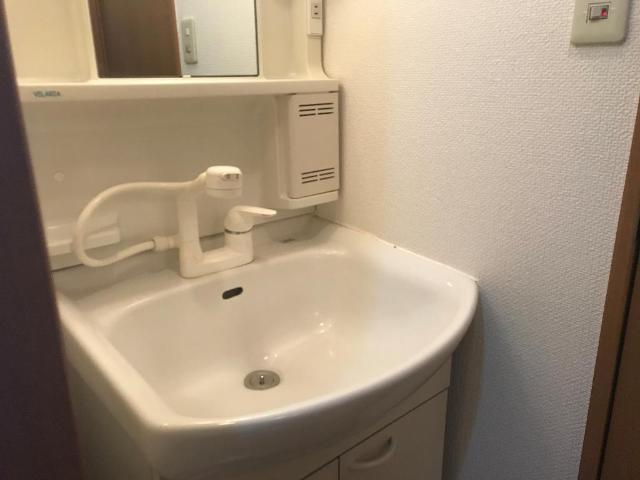 洗面設備　洗髪洗面化粧台
