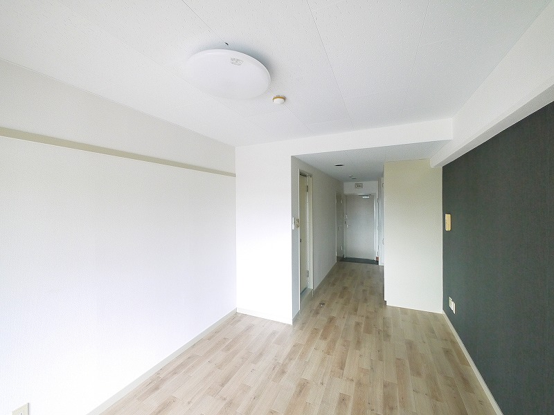 居室・リビング　こちらの居間で趣味の時間をお楽しみください