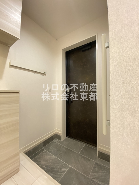 玄関　すっきりシンプルな玄関スペースです！