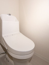 トイレ　写真は同タイプ住居です。