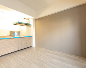 居室・リビング　写真は同タイプ住居です。