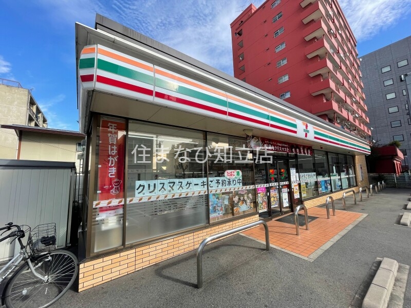 コンビニ　セブンイレブン安城御幸本町店（コンビニ）まで371m