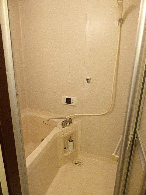 バス・シャワールーム　他号室写真の為、実際とは異なる場合がございます。