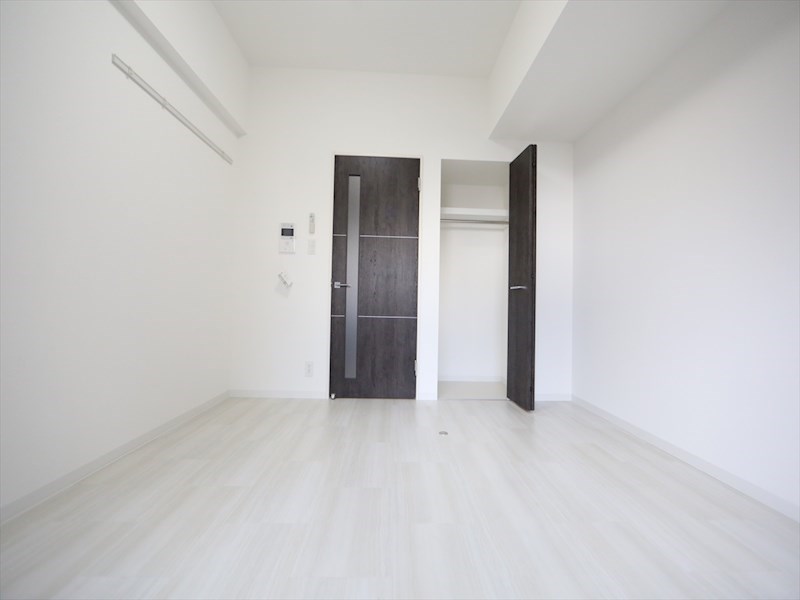 その他部屋・スペース　洋室7.4帖　クローゼット付（収納充実してます）