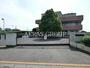 中学校　狭山市立中央中学校（中学校）まで919m