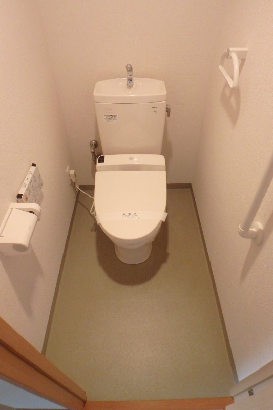 トイレ　同間取　別号室