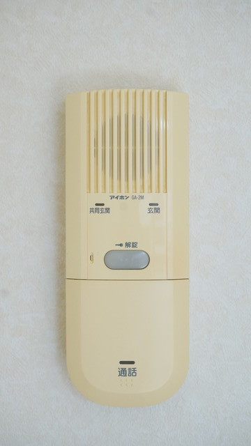 セキュリティ　来客時に便利なインターホン付です☆
