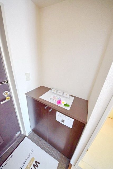 玄関　他号室参考写真