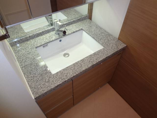 洗面設備　洗面台