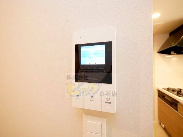 セキュリティ　防犯面で安心のＴＶモニターホン設備が付いています♪