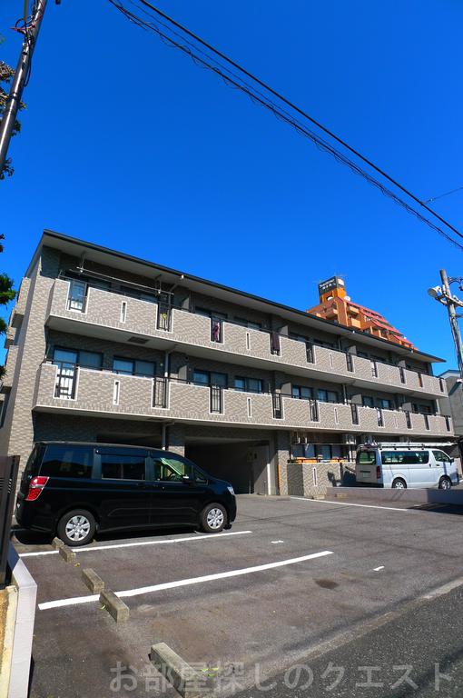 建物外観　オートロック付きマンション☆