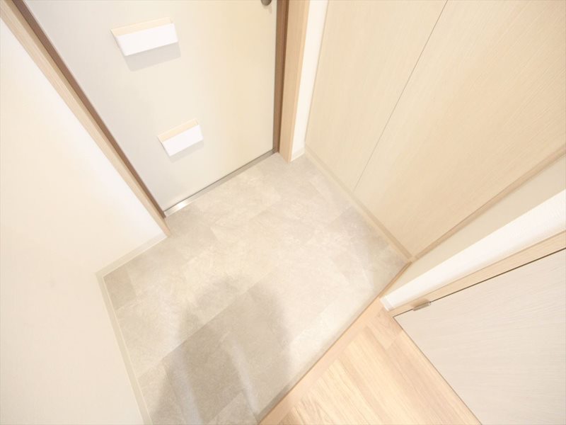 玄関　玄関（シューズボックス完備）