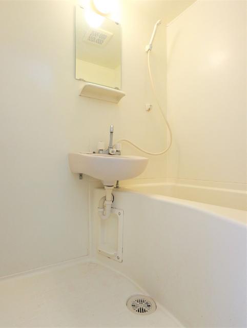 バス・シャワールーム　バス