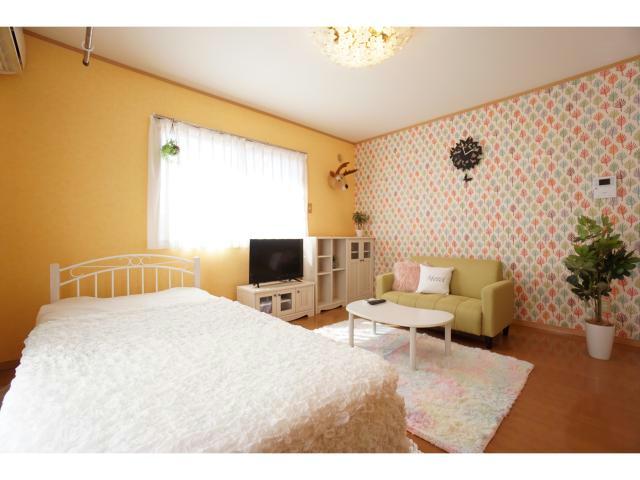 居室・リビング　家具付　室内物干し付