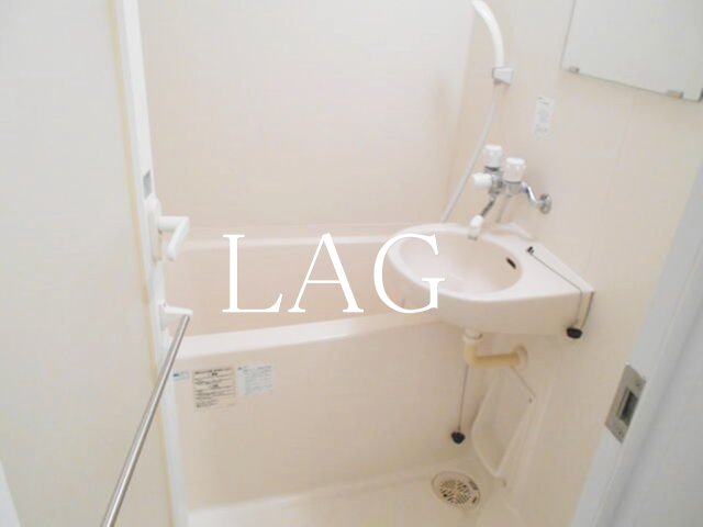 バス・シャワールーム　お風呂です。