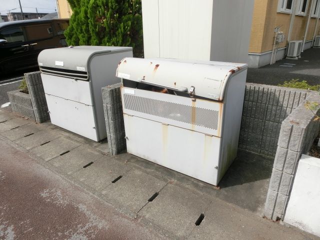 その他　敷地内ゴミ置き場