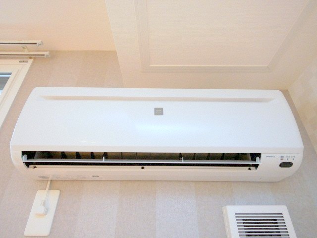 その他設備　夏でも快適な、エアコン完備です♪