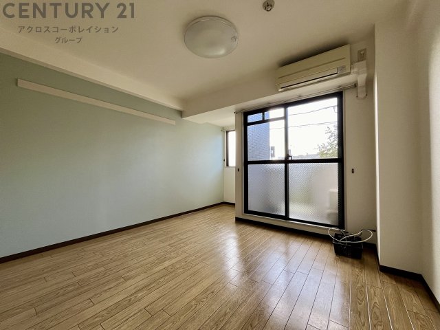 居室・リビング　エアコン付き☆