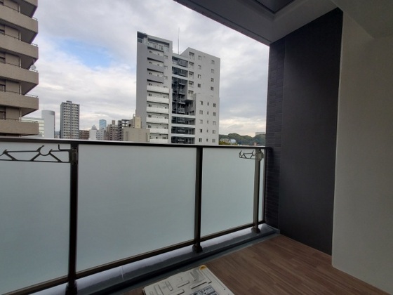 バルコニー　※別号室の写真です。