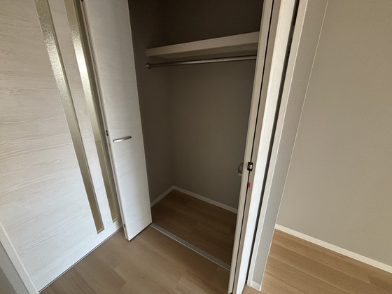 収納　※別号室の写真です。