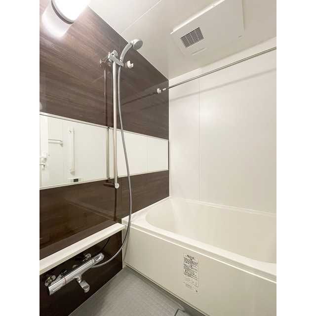 バス・シャワールーム　浴室