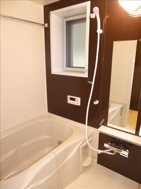 バス・シャワールーム　追焚機能・浴室乾燥機もついてるんです☆