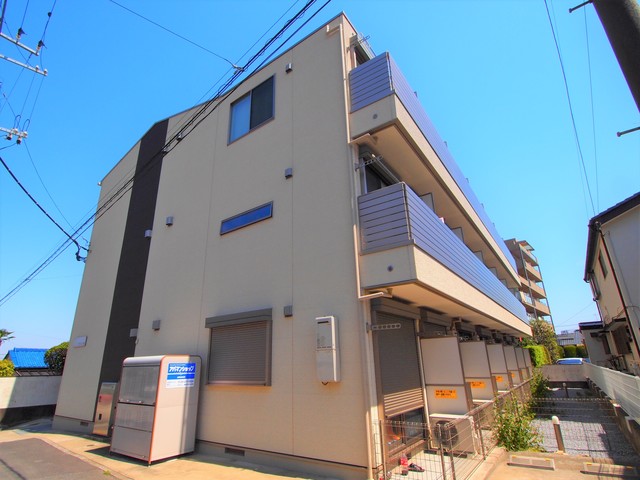 建物外観　落ち着いた雰囲気の外観です