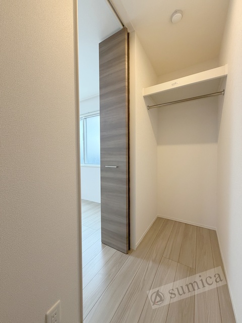 収納　たっぷりと収納できるウォークインクローゼット♪♪