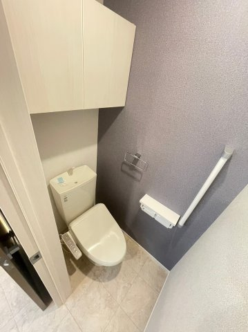 トイレ　※同タイプの写真です