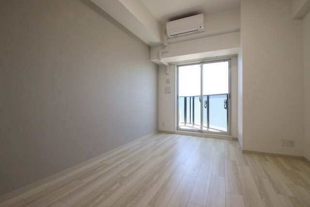 居室・リビング　※別号室の参考写真です