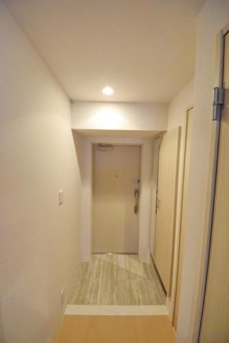 玄関　（別タイプ参考写真）アップワード　荒川区東日暮里4