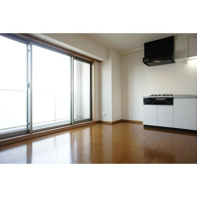 居室・リビング　※全て別号室のお写真。内装等参考にしてください。