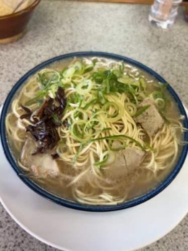 飲食店　しばらくラーメン福重店（飲食店）まで3769m