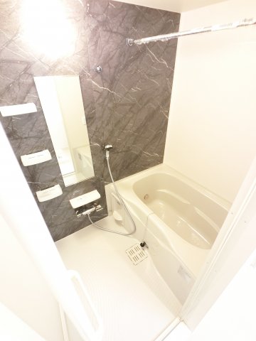 バス・シャワールーム　※仕様が異なる場合が御座います