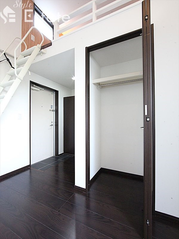 収納　クローゼット