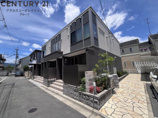 建物外観　駐車場空きあります！