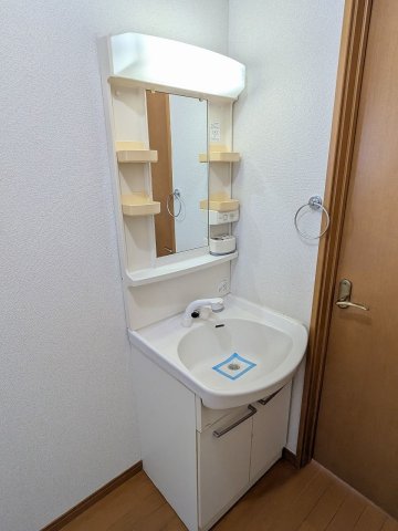洗面設備　広い洗面スペースです★
