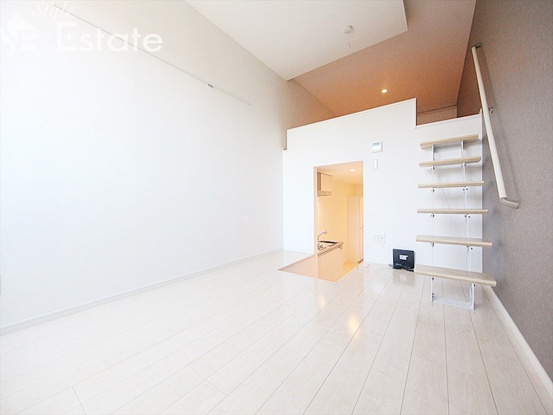 居室・リビング　内装