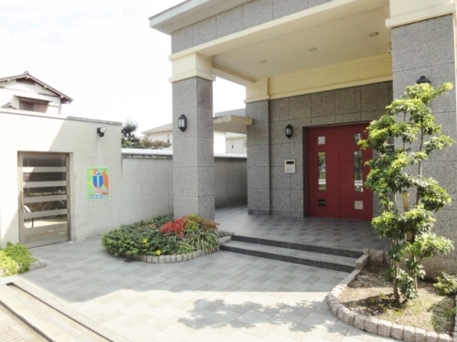 エントランス　同物件別号室参考写真です。現状優先になります。