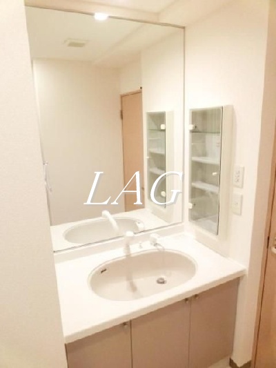 洗面設備　洗面台です。