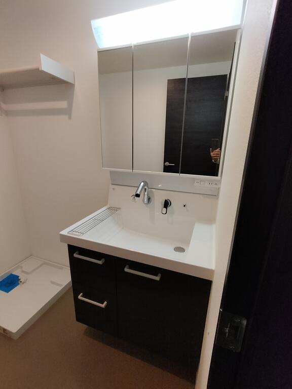 洗面設備　別号室の参考写真になります。