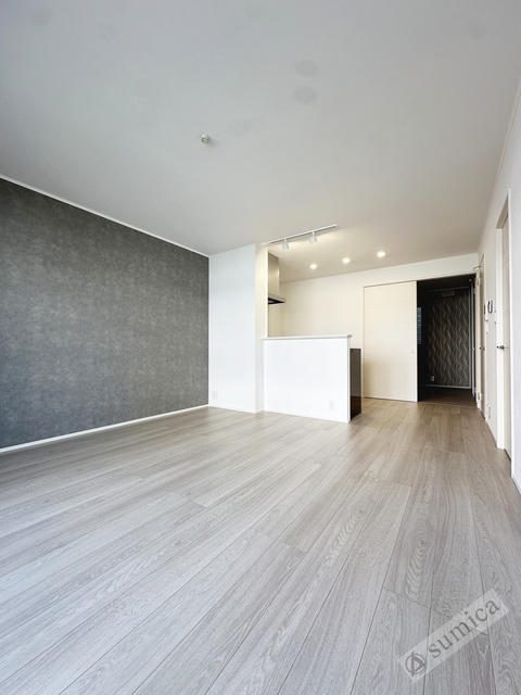 居室・リビング　ネットは無料で利用可能です♪♪